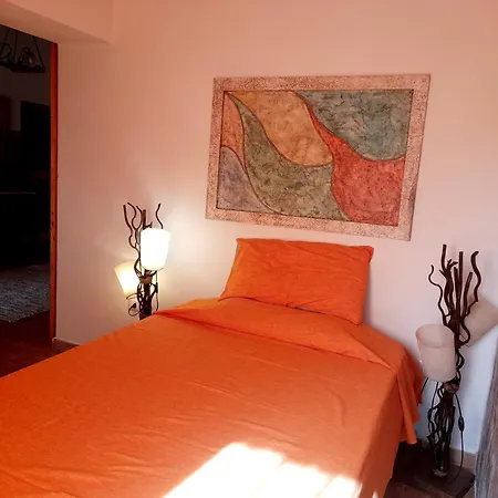 Casa Dell'artista С'Аркитту-Кульери