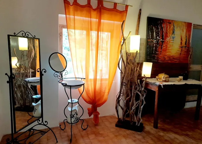Casa Dell'artista * С'Аркитту-Кульери